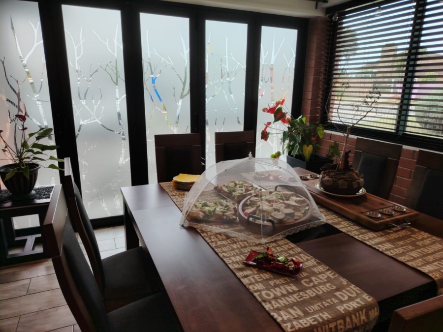 3 Bedroom Property for Sale in Tergniet Western Cape